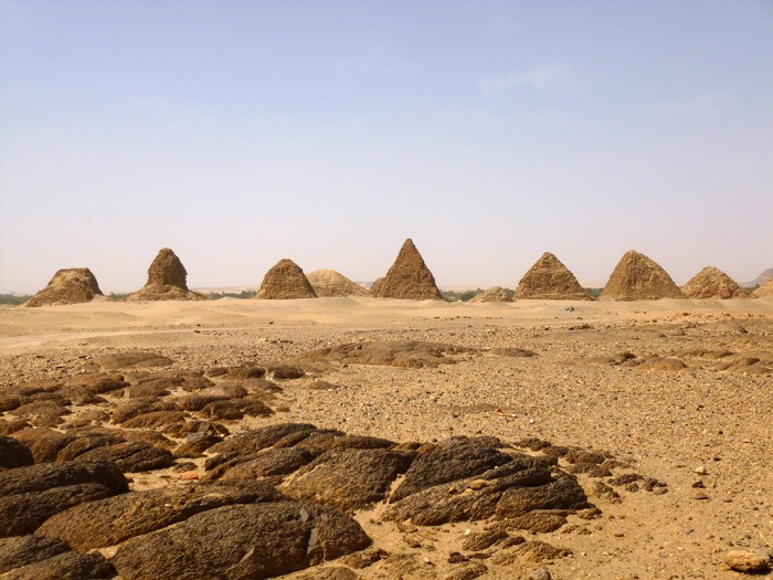 The pyramids field of Nuri. Photo: ARCHiNOS Architecture.