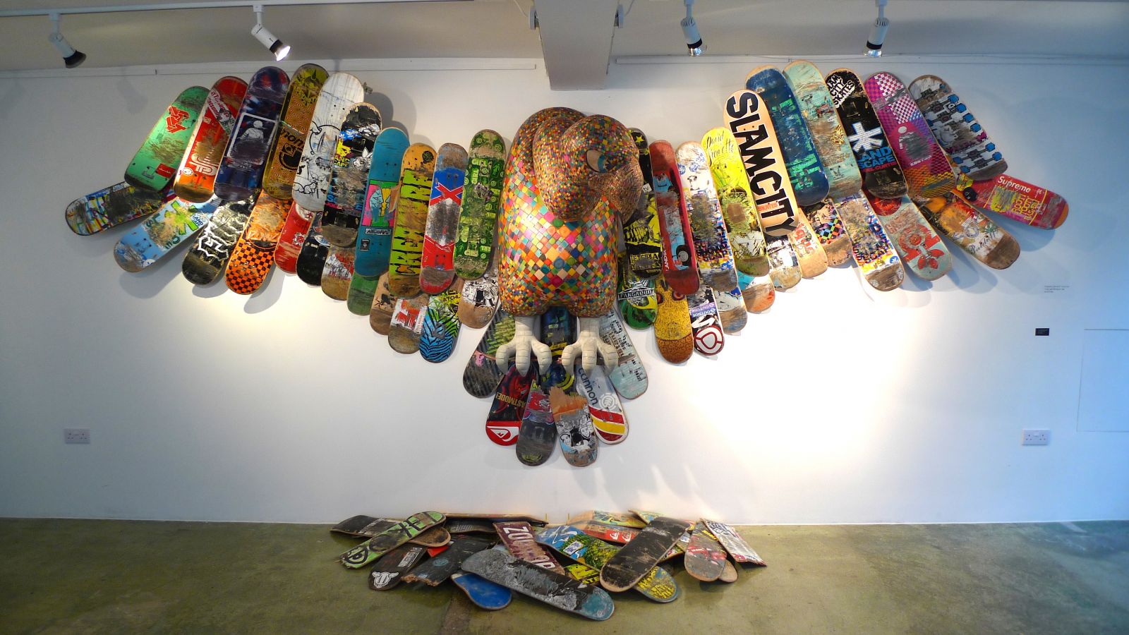 Japanese artist repurposes broken skateboards to create sculptures | Design  Indaba